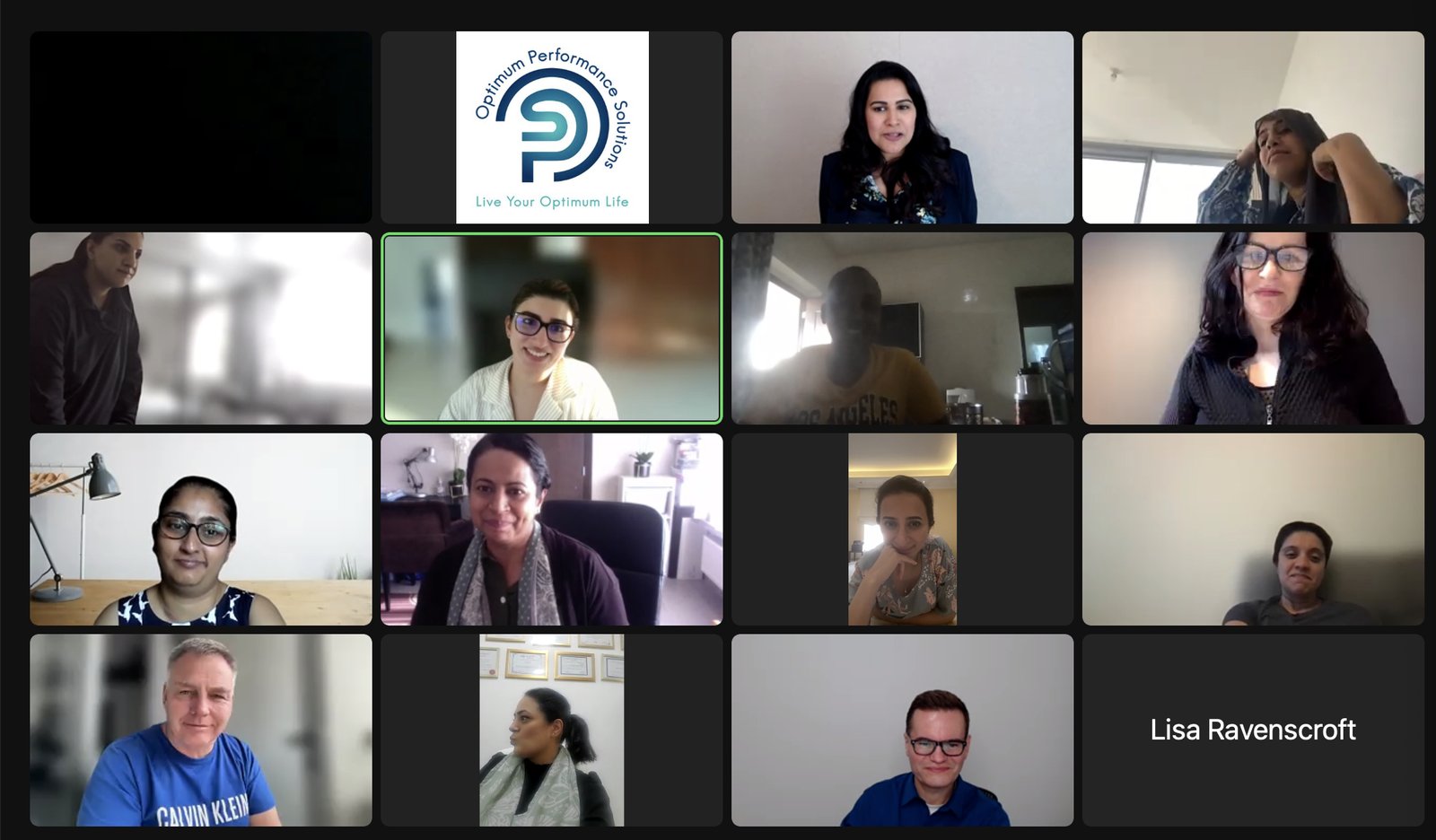 A live cohort class on Zoom